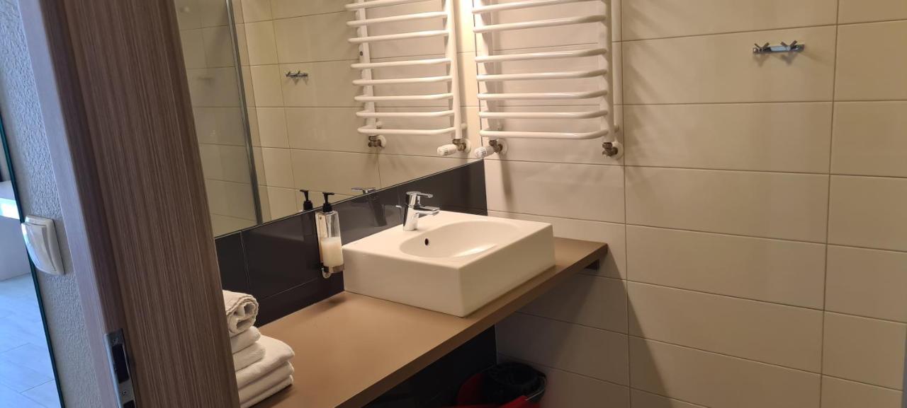 Apartamenty Czarna Gora S8 แชนนา ภายนอก รูปภาพ